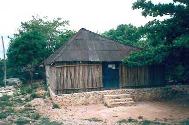 Ein Rathaus in einem Maya-Dorf